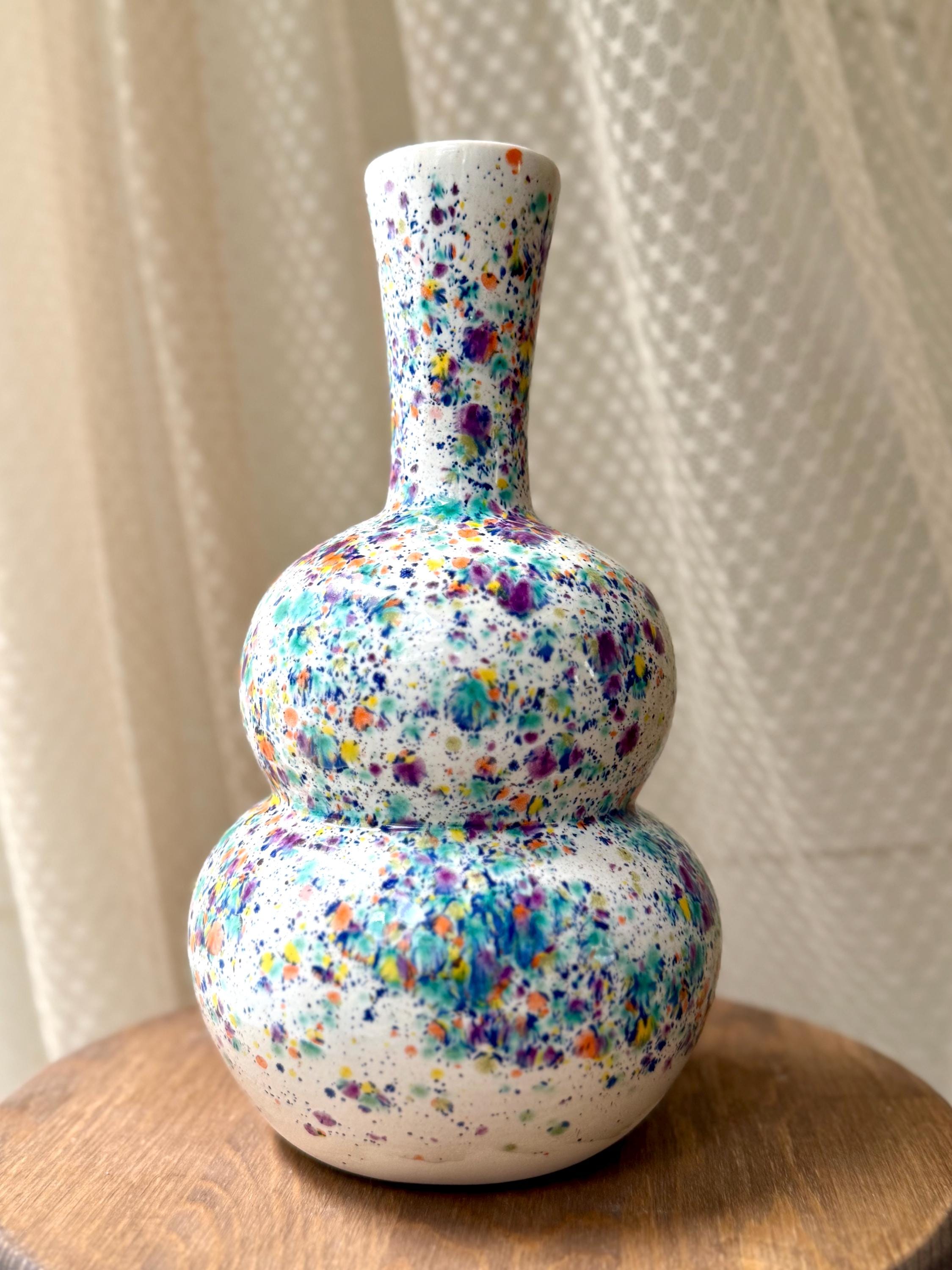 Hand-Thrown Speckled Double Gourd Stoneware Vase | Handmade Minimalist Art Pottery | Colour-Splash Home Decor