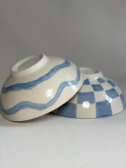 Wavy Ceramic Bowl – Organic Handmade Pottery with Flowing Rim – Sculptural Decorative Bowl