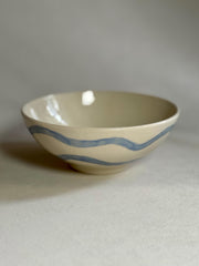 Wavy Ceramic Bowl – Organic Handmade Pottery with Flowing Rim – Sculptural Decorative Bowl